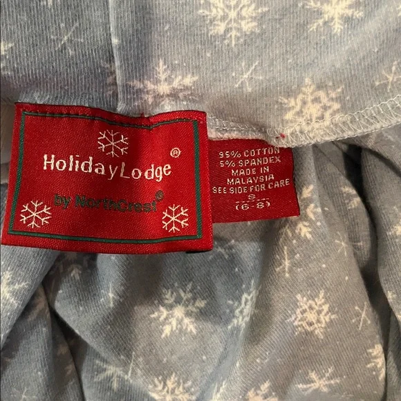 NorthCrest Christmas Turtleneck Shirt - Picture 4 of 4